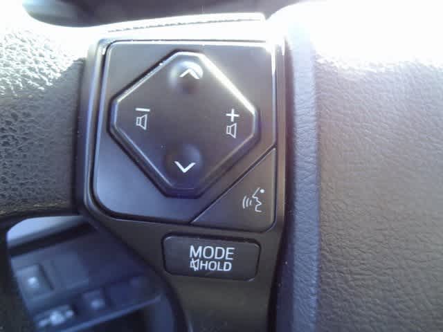 Thumbnail: 2022 Toyota Tacoma - 12