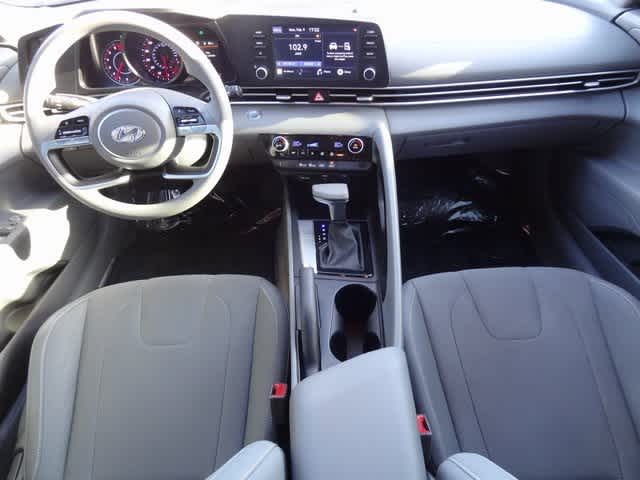 Thumbnail: 2023 Hyundai Elantra - 11