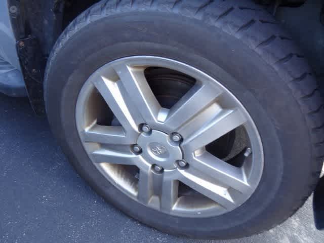 Thumbnail: 2011 Toyota Tundra - 15
