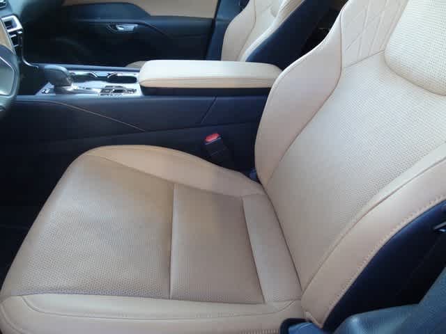 Thumbnail: 2024 Lexus RX - 7