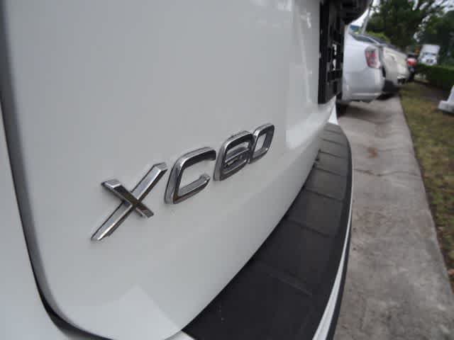 Thumbnail: 2010 Volvo XC60 - 7