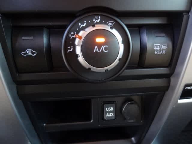 Thumbnail: 2019 Toyota 4Runner - 31