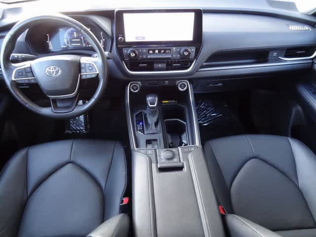 Thumbnail: 2024 Toyota Grand Highlander - 18