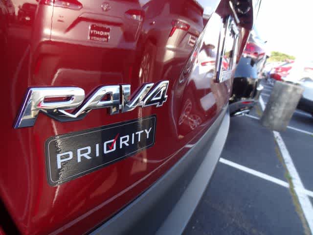 Thumbnail: 2025 Toyota RAV4 - 8