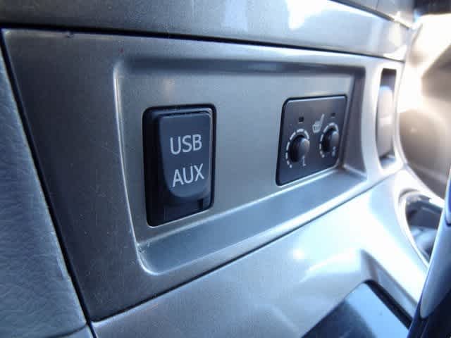 Thumbnail: 2013 Toyota Highlander - 15