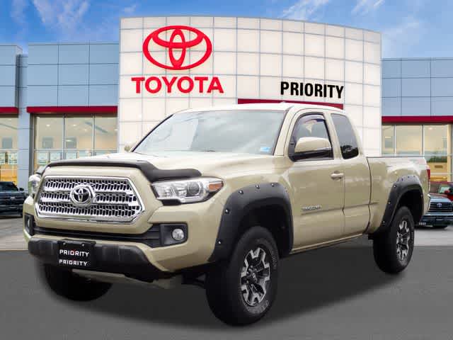 Thumbnail: 2017 Toyota Tacoma - 1