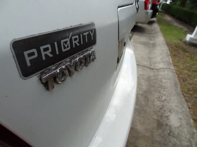 Thumbnail: 2010 Toyota Matrix - 12