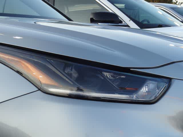 Thumbnail: 2025 Toyota Highlander - 17