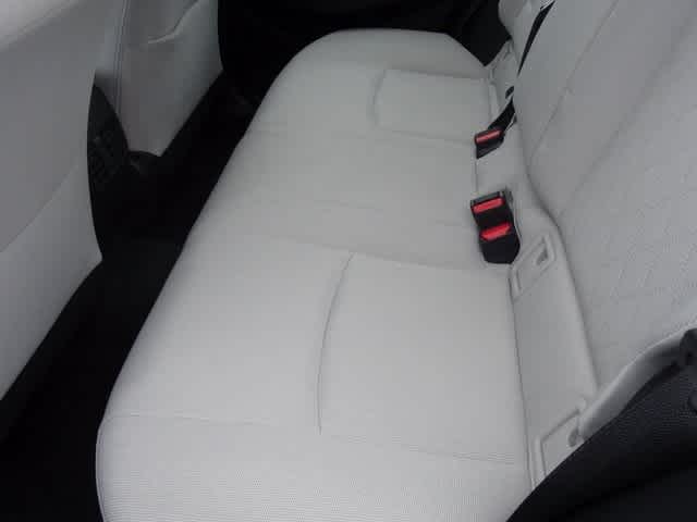 Thumbnail: 2022 Toyota Corolla Cross - 21