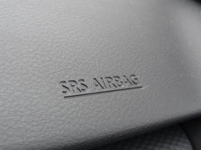 Thumbnail: 2021 Nissan Kicks - 25