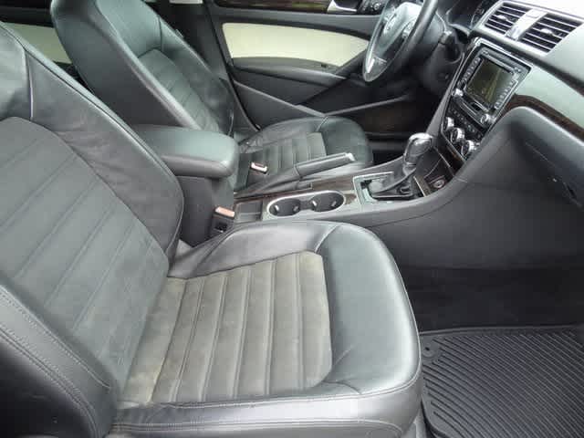 Thumbnail: 2014 Volkswagen Passat - 13