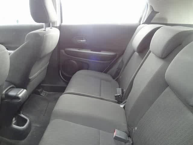 Thumbnail: 2016 Honda HR-V - 9