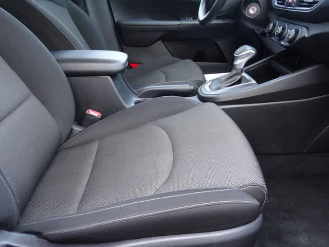 Thumbnail: 2023 Kia Forte - 21