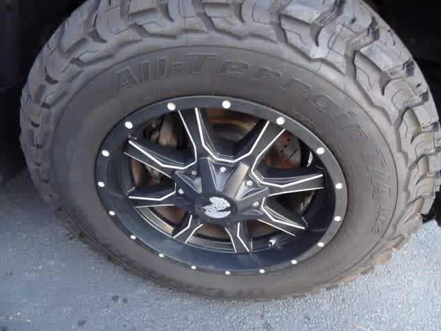 Thumbnail: 2012 Toyota Tundra - 18