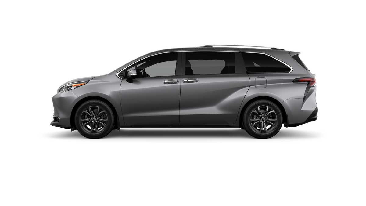 Thumbnail: 2026 Toyota Sienna - 4