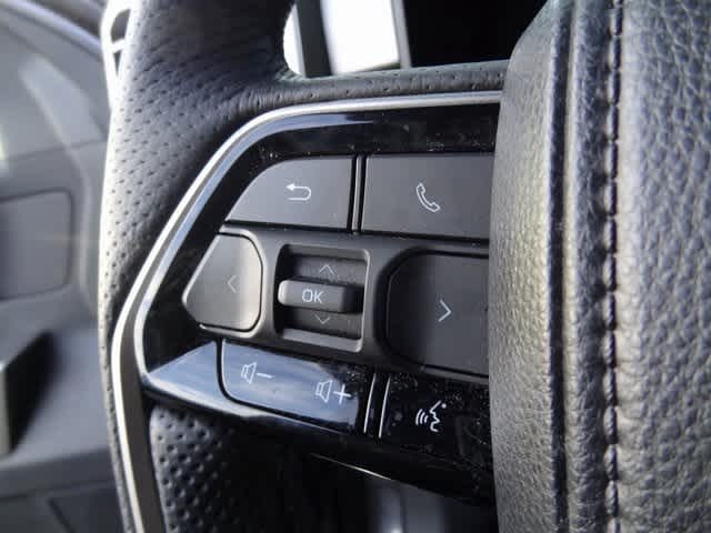 Thumbnail: 2023 Toyota Sequoia - 11