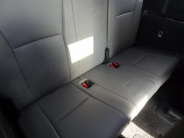 Thumbnail: 2023 Toyota Highlander - 12