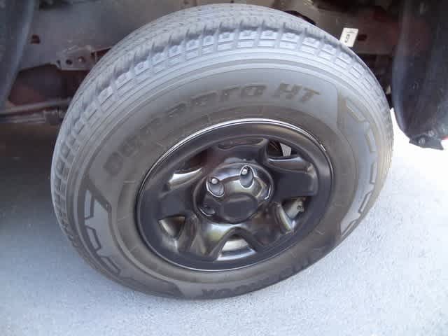 Thumbnail: 2023 Toyota Tacoma - 20