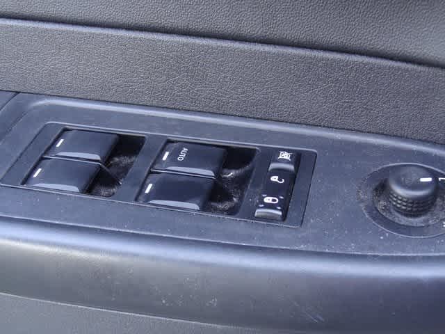 Thumbnail: 2009 Chrysler 300 - 10