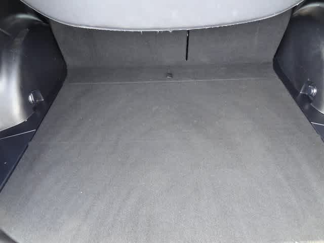 Thumbnail: 2017 Toyota RAV4 - 23