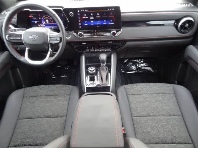 Thumbnail: 2024 Chevrolet Colorado - 13