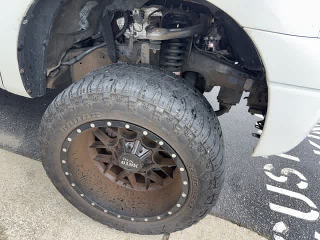 Thumbnail: 2013 Toyota Tundra - 4