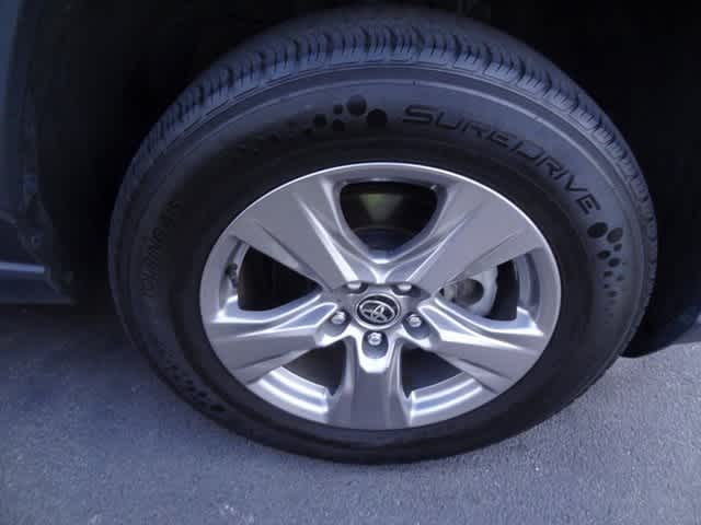 Thumbnail: 2023 Toyota RAV4 - 19