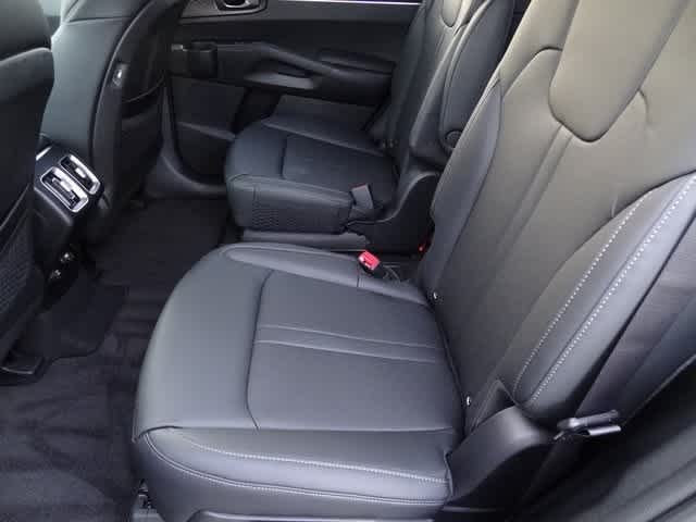 2024 Kia Sorento EX 13