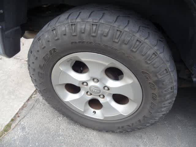 Thumbnail: 2015 Jeep Wrangler - 10