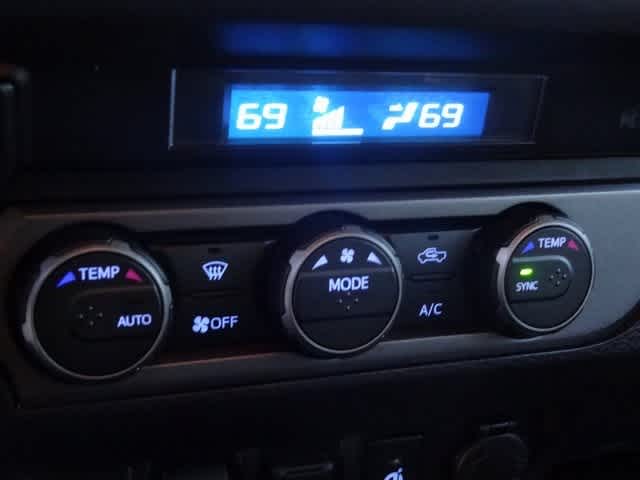 Thumbnail: 2023 Toyota Tacoma - 27