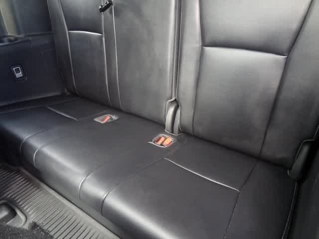 Thumbnail: 2022 Toyota Highlander - 10