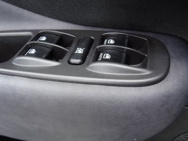 Thumbnail: 2017 Fiat 500L - 17