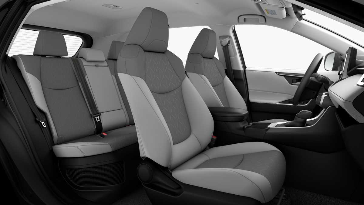 Thumbnail: 2025 Toyota RAV4 - 20