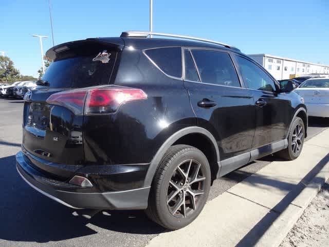 Thumbnail: 2016 Toyota RAV4 - 5