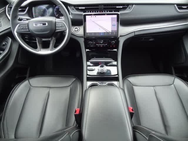 Thumbnail: 2023 Jeep Grand Cherokee - 14