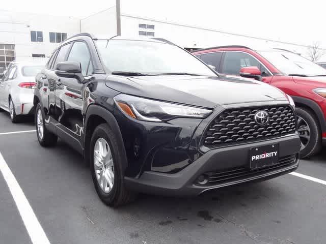 Thumbnail: 2025 Toyota Corolla Cross - 3