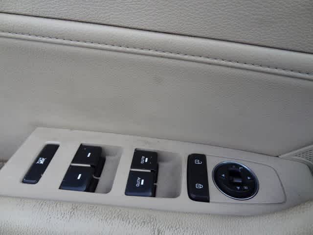 Thumbnail: 2017 Hyundai Sonata - 9