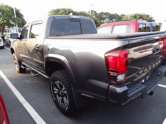 Thumbnail: 2018 Toyota Tacoma - 4