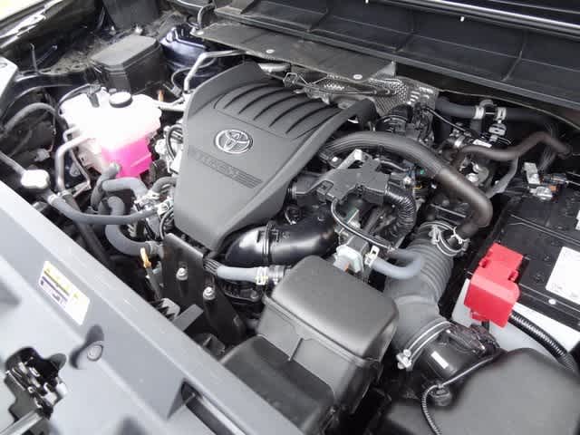 2024 Toyota Highlander LE 46