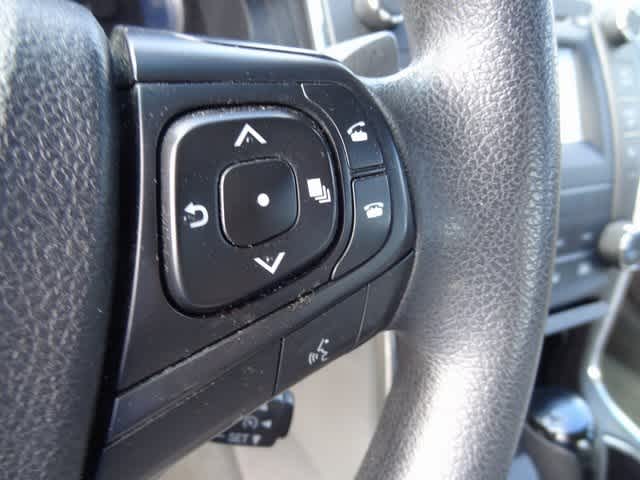 Thumbnail: 2016 Toyota Camry - 14