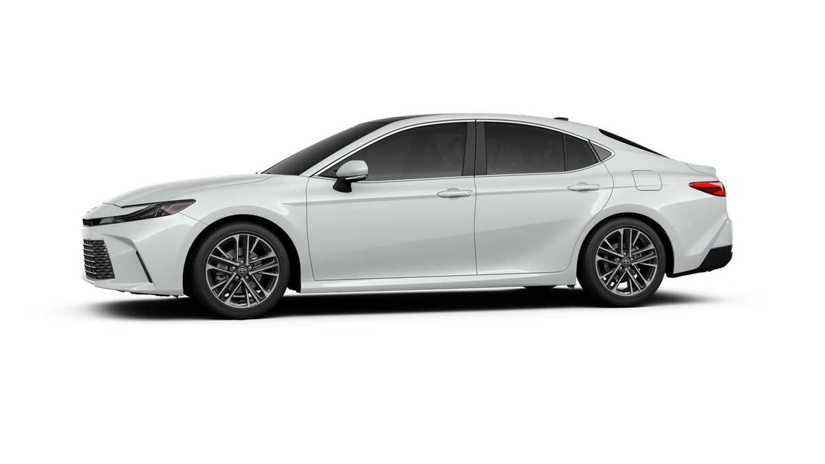 Thumbnail: 2026 Toyota Camry - 3