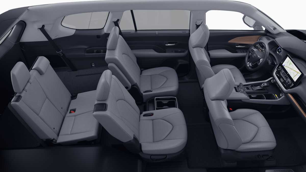 Thumbnail: 2026 Toyota Grand Highlander - 22
