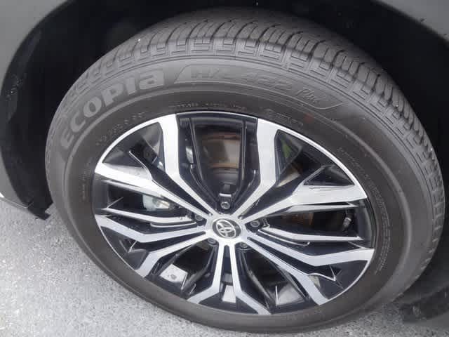 Thumbnail: 2025 Toyota Crown - 15