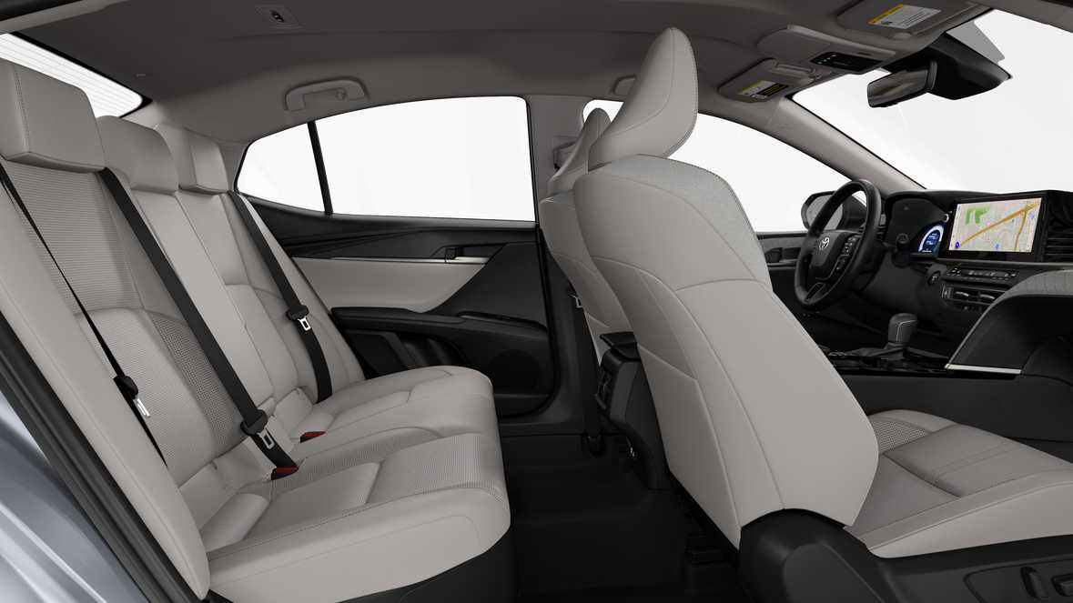 2025 Toyota Camry XLE 7