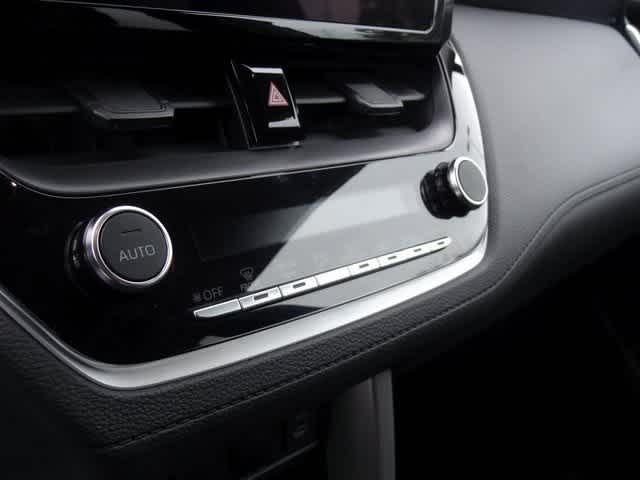 Thumbnail: 2025 Toyota Corolla Cross - 12