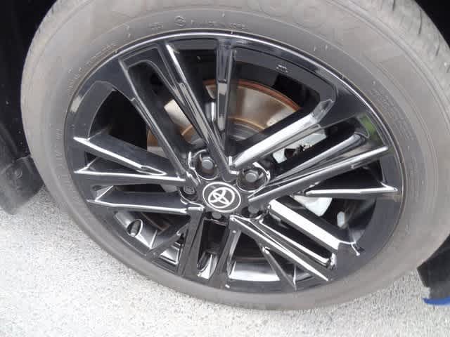 Thumbnail: 2025 Toyota Camry - 16