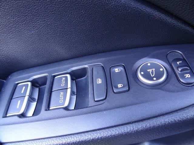 Thumbnail: 2022 Honda Accord - 16