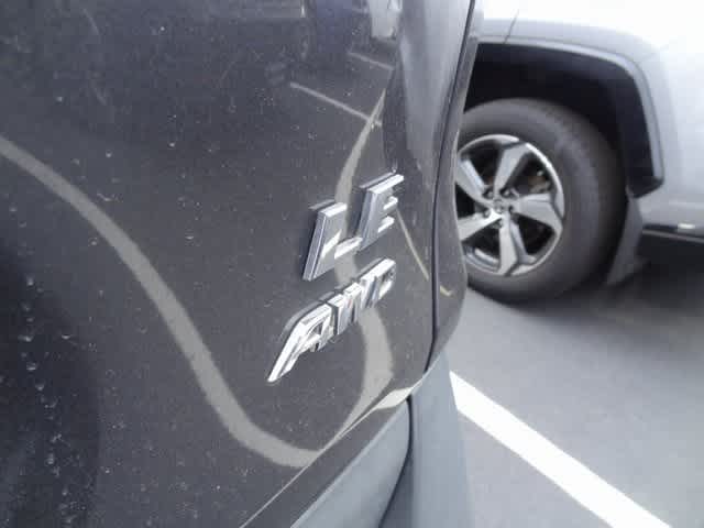 Thumbnail: 2021 Toyota RAV4 - 12