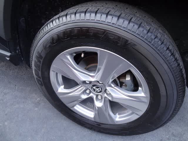 Thumbnail: 2024 Toyota RAV4 - 19