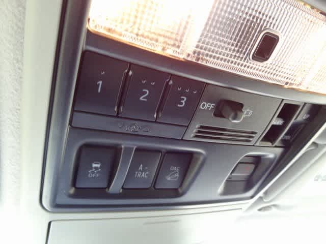 Thumbnail: 2021 Toyota 4Runner - 40